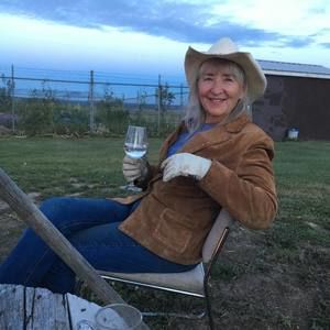 Meet your Posher, Deborah